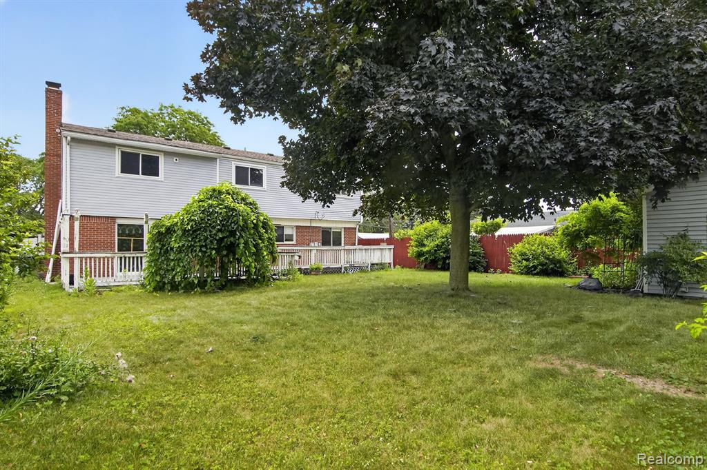 14075 Merriman Road Livonia, MI 48154 - Photo 36 of 40