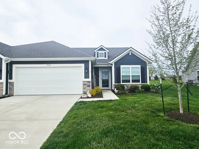 $279,900 | 7141 Lillian Place, Cumberland, IN 46229