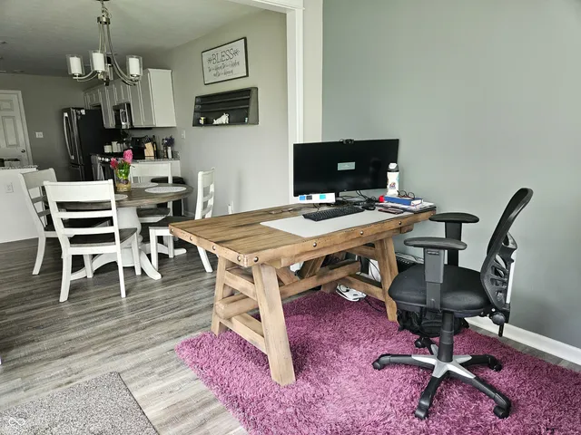 $279,900 | 7141 Lillian Place, Cumberland, IN 46229