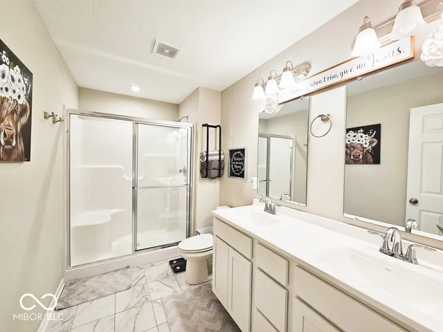 $279,900 | 7141 Lillian Place, Cumberland, IN 46229