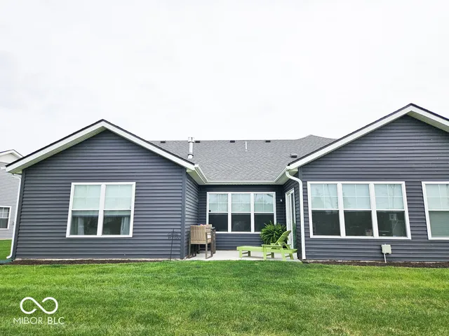 $279,900 | 7141 Lillian Place, Cumberland, IN 46229