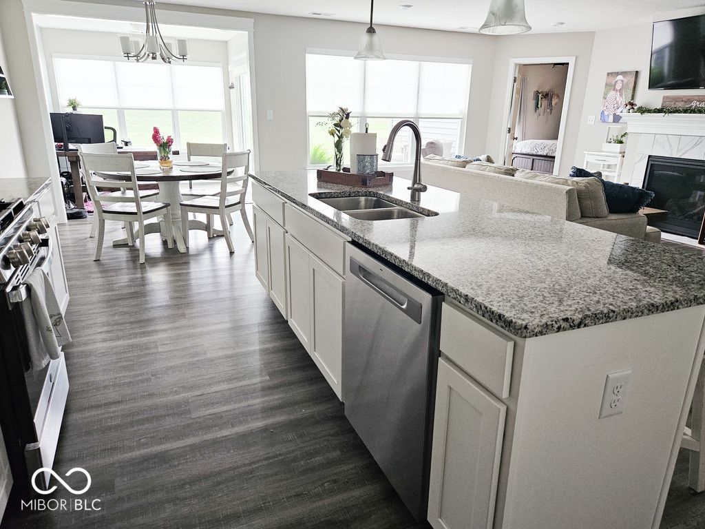 7141 Lillian Place Cumberland, IN 46229 - Photo 10 of 21