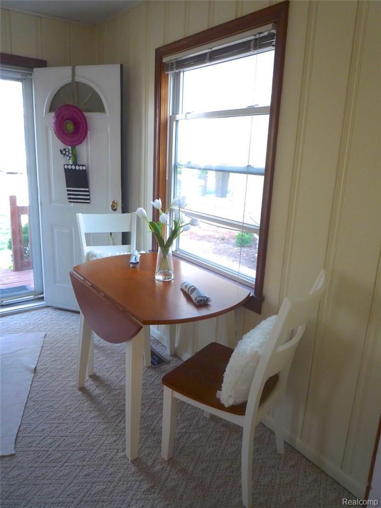 3313 Harvard Road Royal Oak, MI 48073 - Photo 6 of 34 6.5Dining area