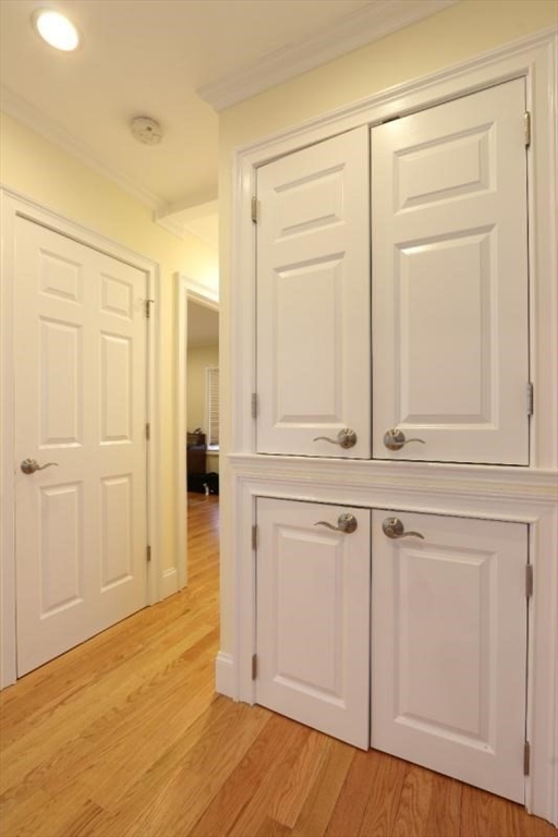 37 Beaconsfield Road, Unit 1 Brookline, MA 02445 - Photo 11 of 12