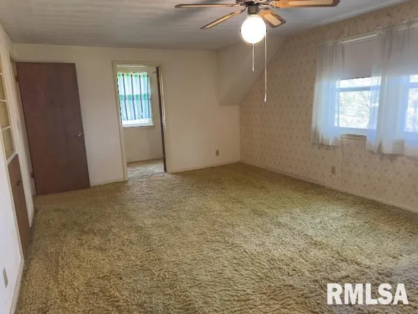 $199,900 | 18609 Locust Street, Trivoli, IL 61569