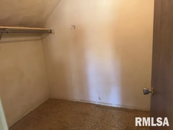 $199,900 | 18609 Locust Street, Trivoli, IL 61569