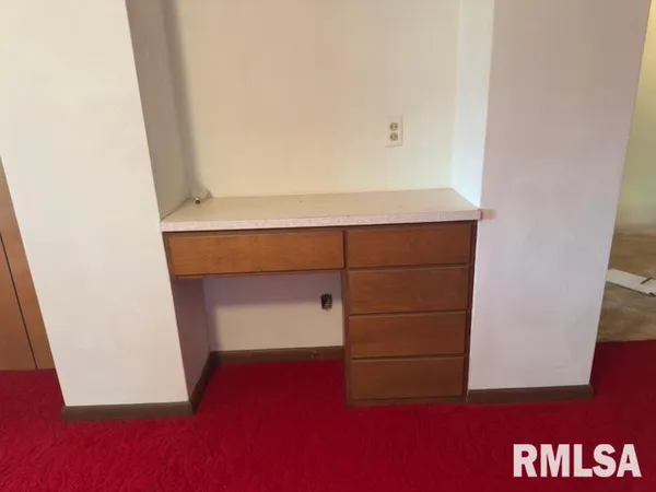 $199,900 | 18609 Locust Street, Trivoli, IL 61569