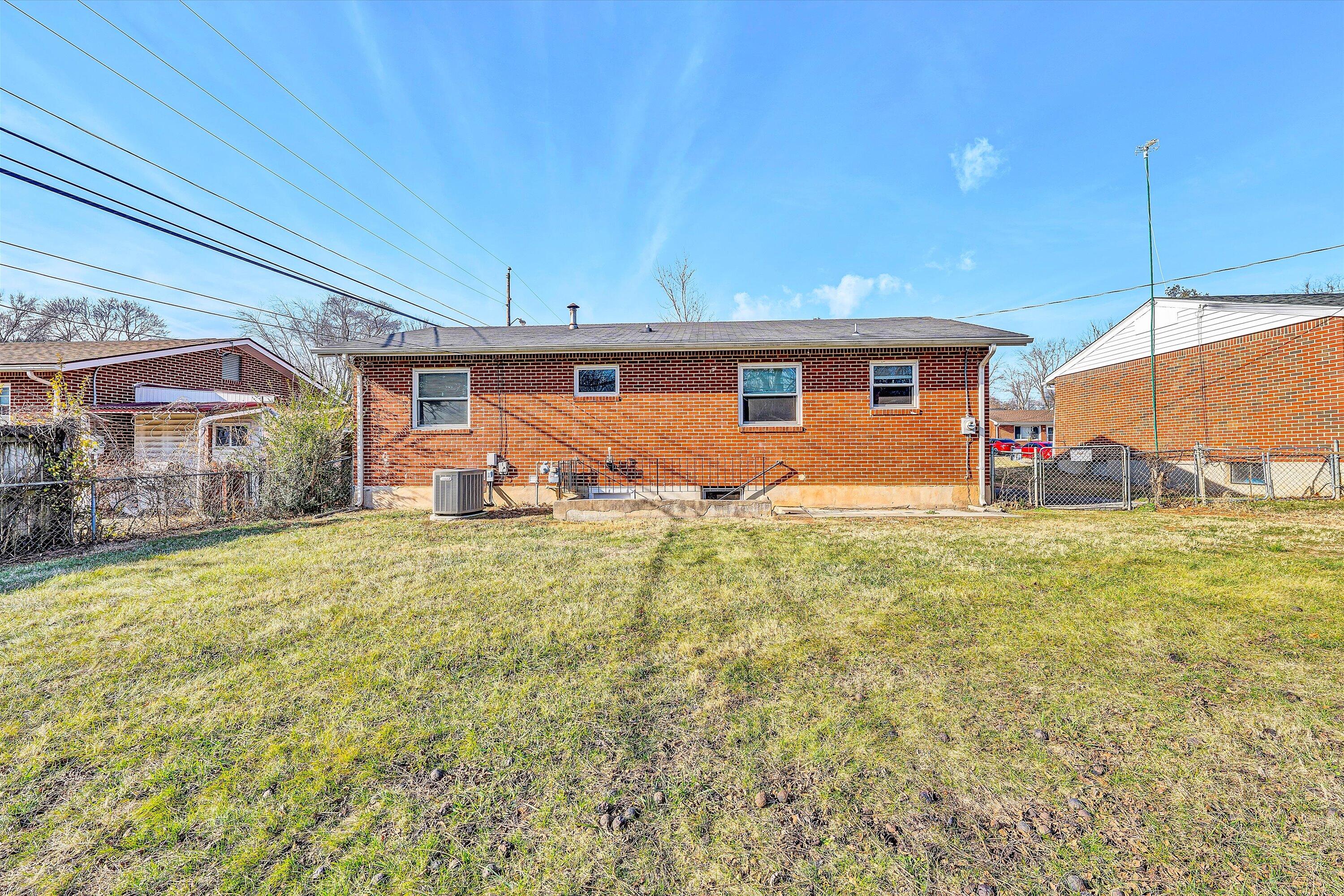 5339 Endicott Street Roanoke, VA 24019 - Photo 29 of 32 Back