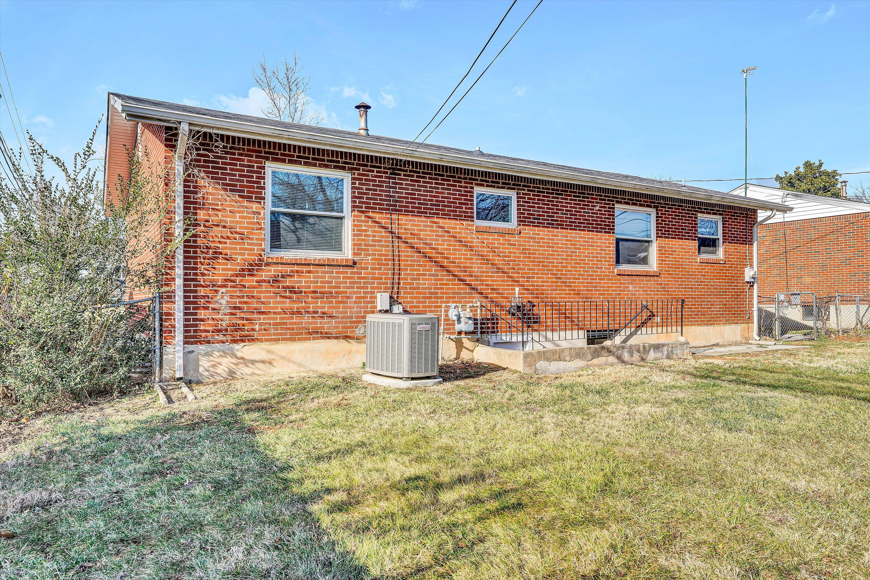5339 Endicott Street Roanoke, VA 24019 - Photo 30 of 32 Back