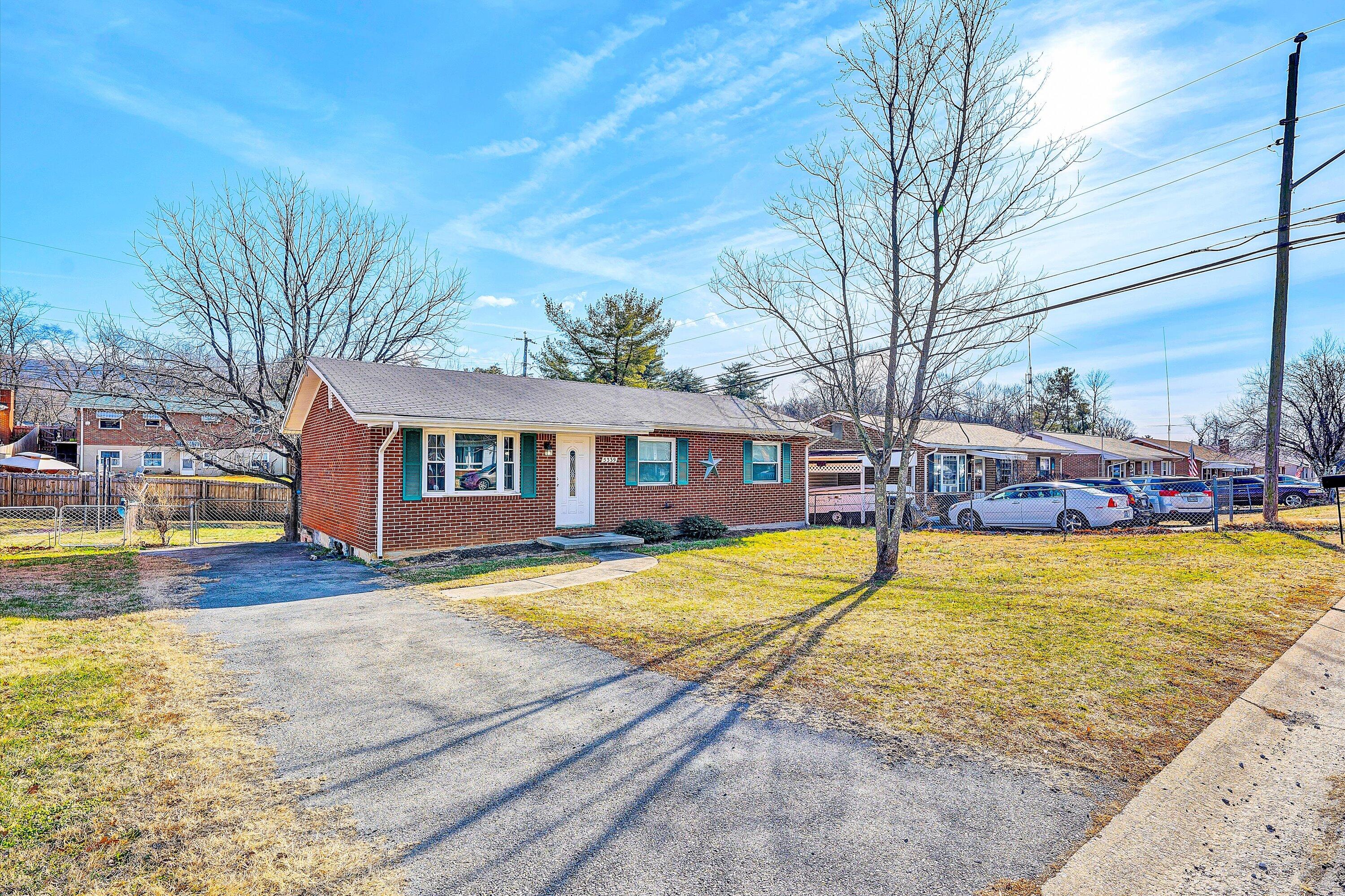 5339 Endicott Street Roanoke, VA 24019 - Photo 32 of 32 Side