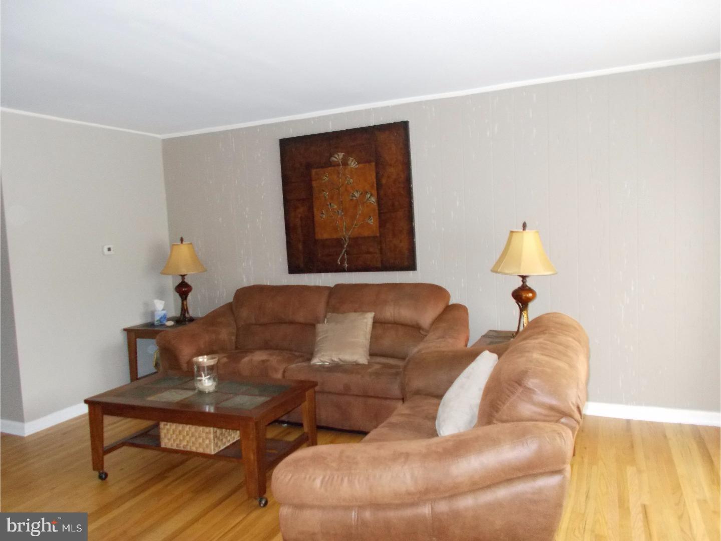 10860 Perrin Road Philadelphia, PA 19154 - Photo 4 of 22
