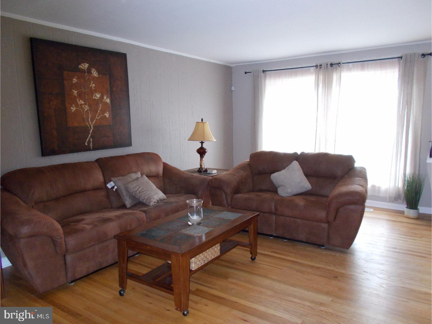 10860 Perrin Road Philadelphia, PA 19154 - Photo 5 of 22