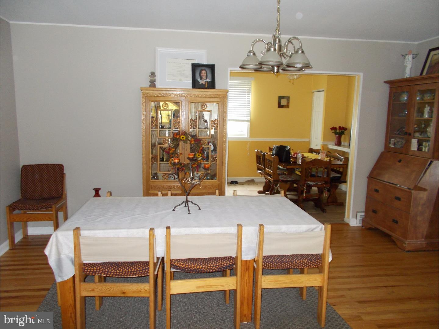 10860 Perrin Road Philadelphia, PA 19154 - Photo 7 of 22