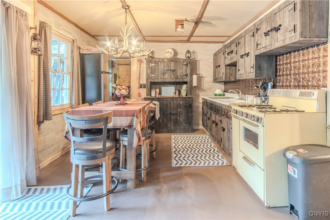 672 Pinckney Road Pinckney, NY 13682 - Photo 11 of 50