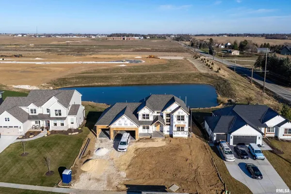 $1,259,000 | 6928 Wilderness Pointe, Bettendorf, IA 52722