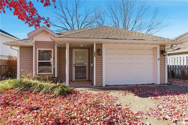 $153,900 | 605 North West Street, Nevada, MO 64772