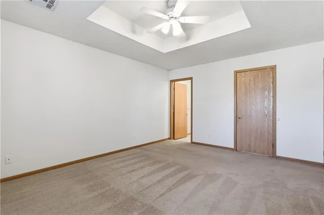 $153,900 | 605 North West Street, Nevada, MO 64772