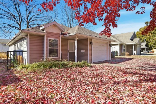 $153,900 | 605 North West Street, Nevada, MO 64772