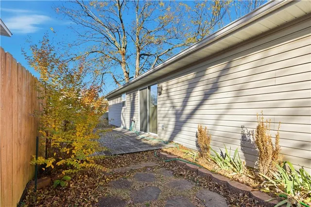 $153,900 | 605 North West Street, Nevada, MO 64772