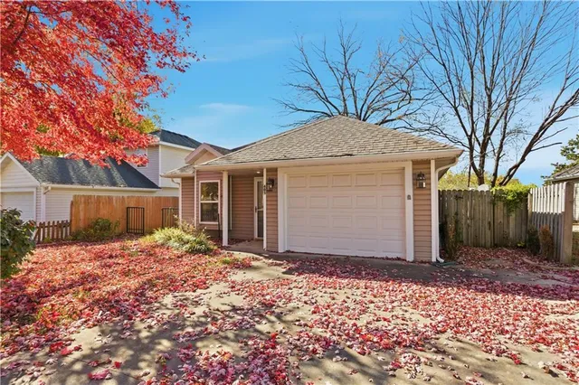 $153,900 | 605 North West Street, Nevada, MO 64772