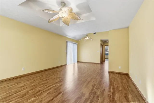 $153,900 | 605 North West Street, Nevada, MO 64772