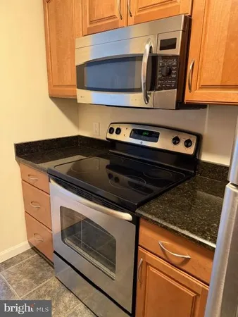$2,000 | 8399 Montgomery Run Road, Unit I, Ellicott City, MD 21043