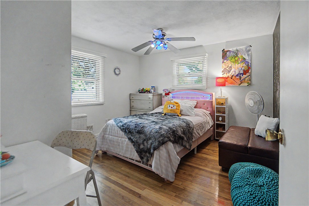 25 Walker Road Warwick, RI 02889 - Photo 14 of 27 Gallery Image 14