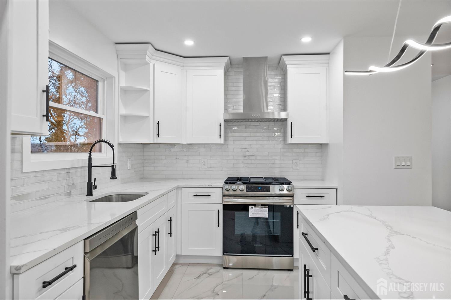 12 Barker Road Somerset, NJ 08873 - Photo 10 of 43