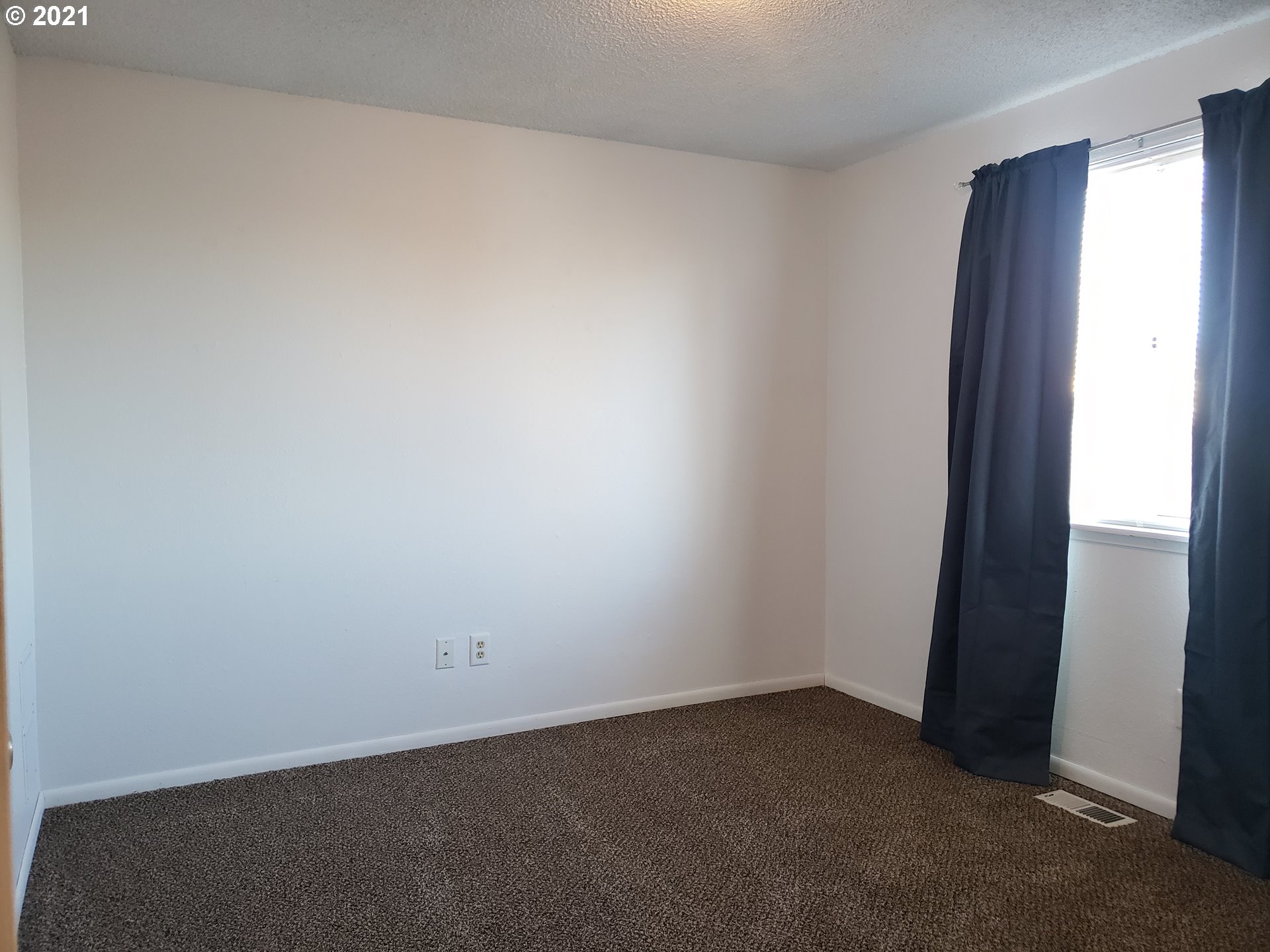 709 Southeast Isaac Avenue Pendleton, OR 97801 - Photo 14 of 22 Gallery Image 14