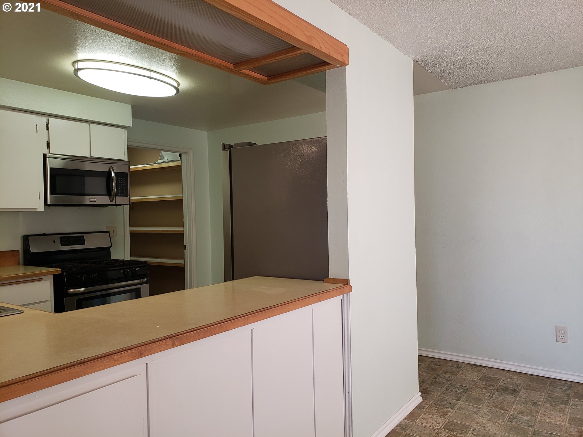 709 Southeast Isaac Avenue Pendleton, OR 97801 - Photo 10 of 22 Gallery Image 10