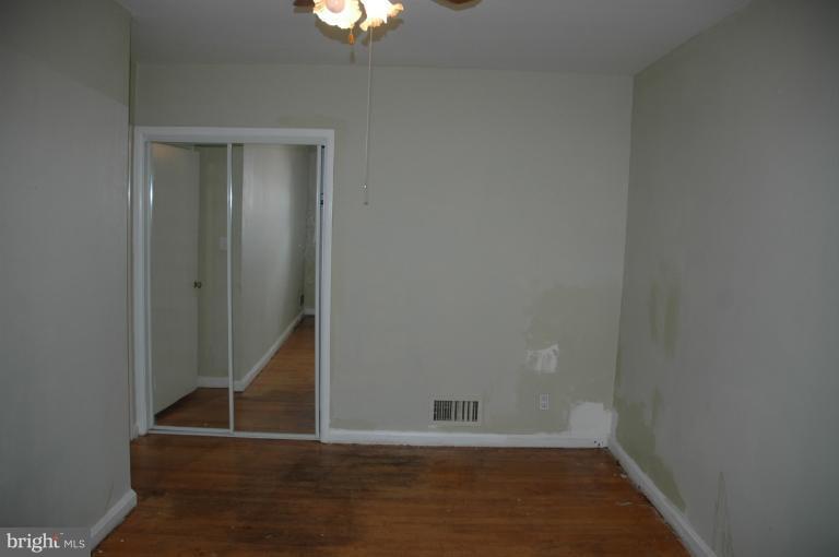 4170 Crest Heights Road Baltimore, MD 21215 - Photo 15 of 30