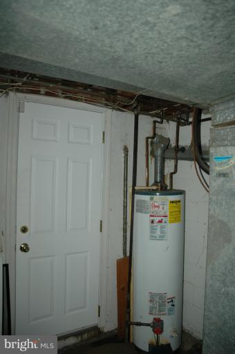 4170 Crest Heights Road Baltimore, MD 21215 - Photo 20 of 30 a view of storage room