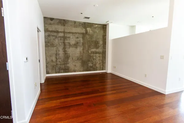 $3,300 | 1100 South Hope Street, Unit 1709, Los Angeles, CA 90015