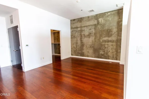 $3,300 | 1100 South Hope Street, Unit 1709, Los Angeles, CA 90015
