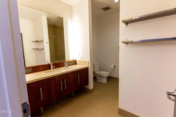 $3,300 | 1100 South Hope Street, Unit 1709, Los Angeles, CA 90015