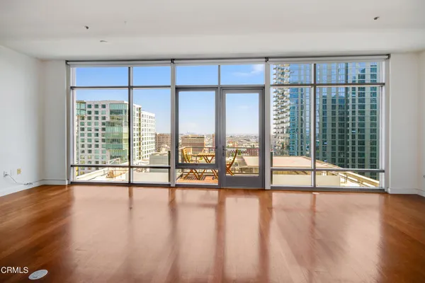 $3,300 | 1100 South Hope Street, Unit 1709, Los Angeles, CA 90015