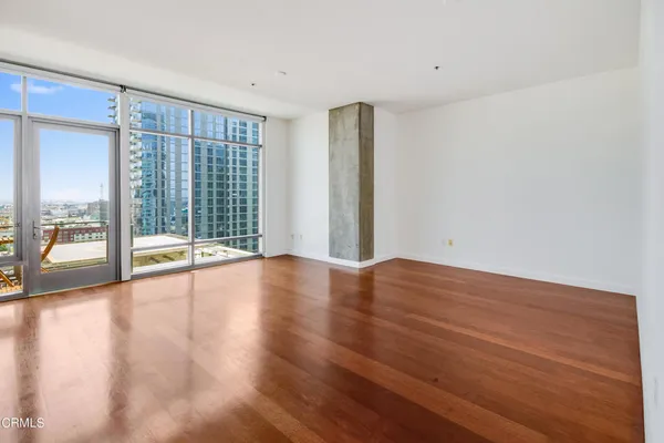$3,300 | 1100 South Hope Street, Unit 1709, Los Angeles, CA 90015