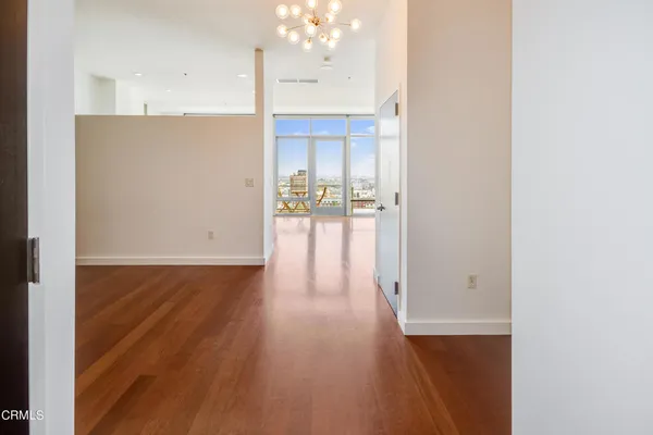 $3,300 | 1100 South Hope Street, Unit 1709, Los Angeles, CA 90015