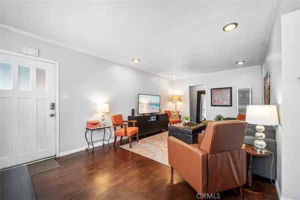 $619,000 | 1334 East 1st Street, Unit 1, Long Beach, CA 90802