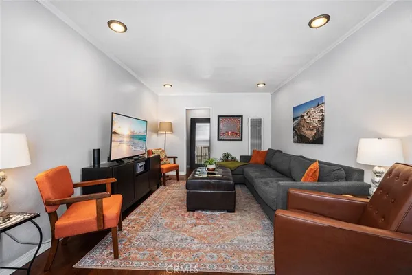 $619,000 | 1334 East 1st Street, Unit 1, Long Beach, CA 90802