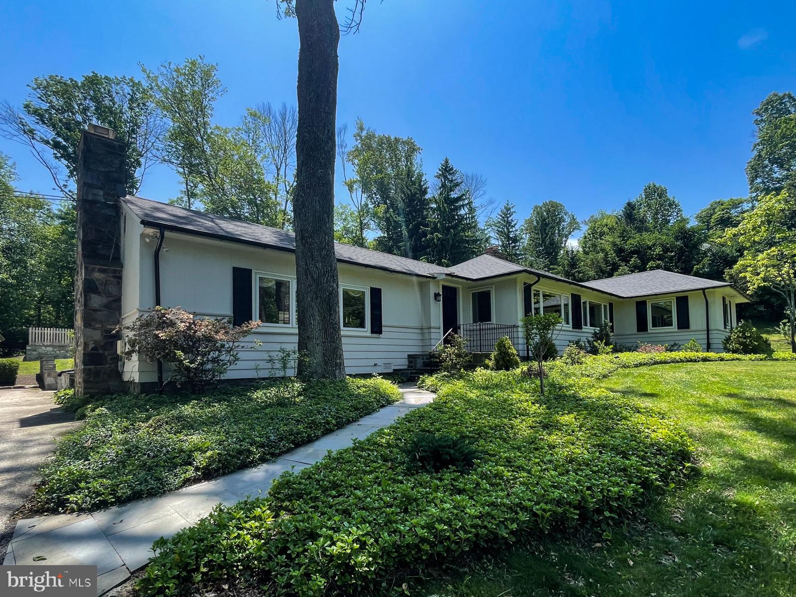 3404 St Davids Road Newtown Square, PA 19073 - Photo 4 of 60