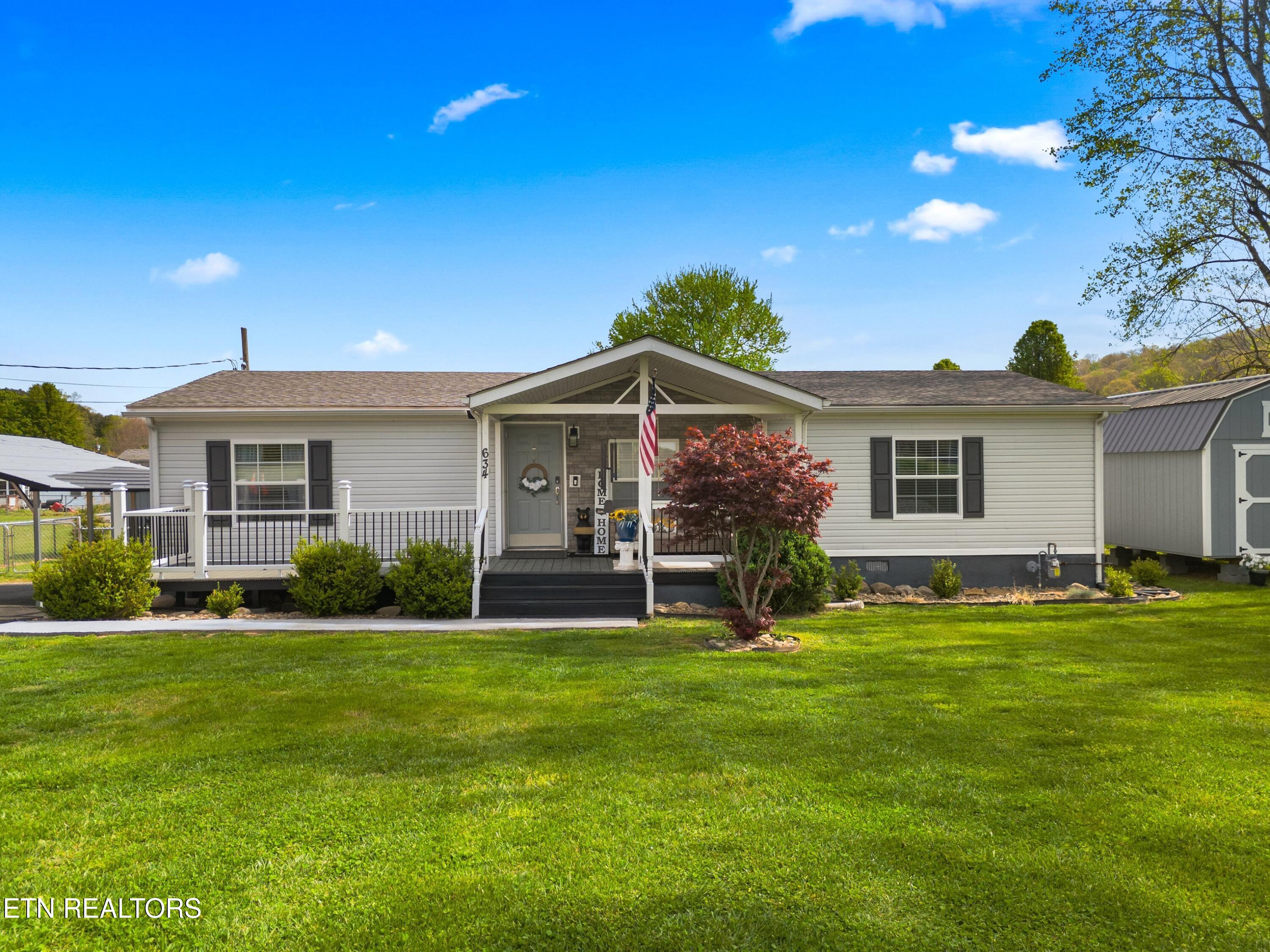 634 Nursery Road Dandridge, TN 37725 - Photo 1 of 35 001-634NurseryRoad-Dandridge-TN-37725-SM