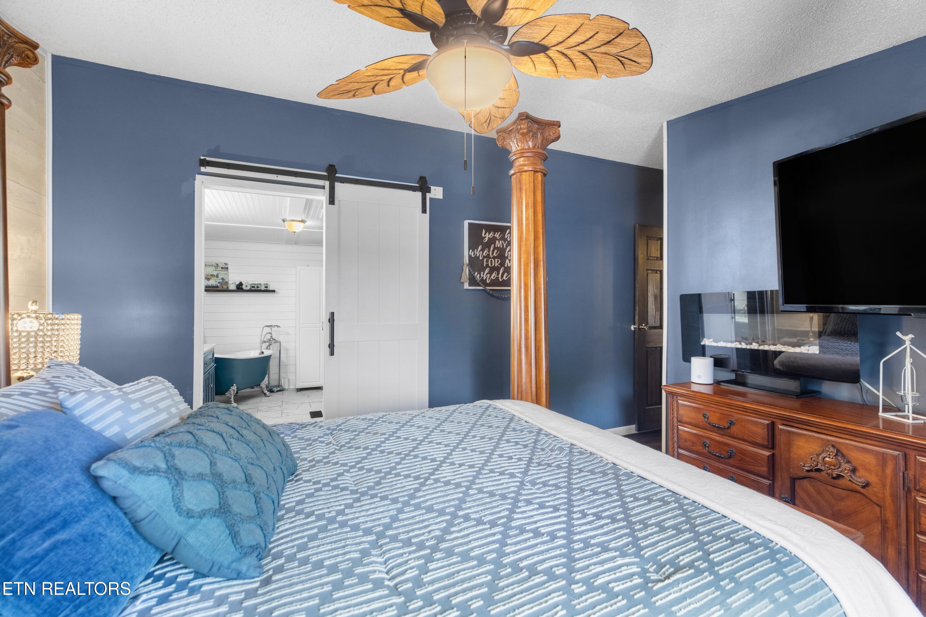 634 Nursery Road Dandridge, TN 37725 - Photo 14 of 35 014-634NurseryRoad-Dandridge-TN-37725-SM