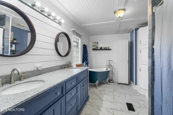 $339,000 | 634 Nursery Road, Dandridge, TN 37725