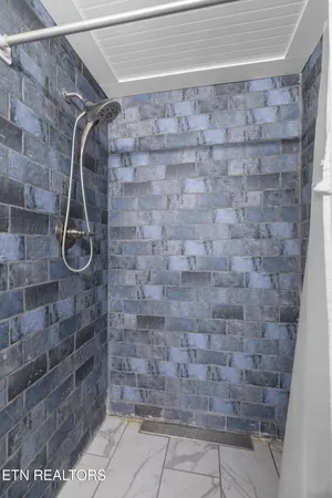 $339,000 | 634 Nursery Road, Dandridge, TN 37725