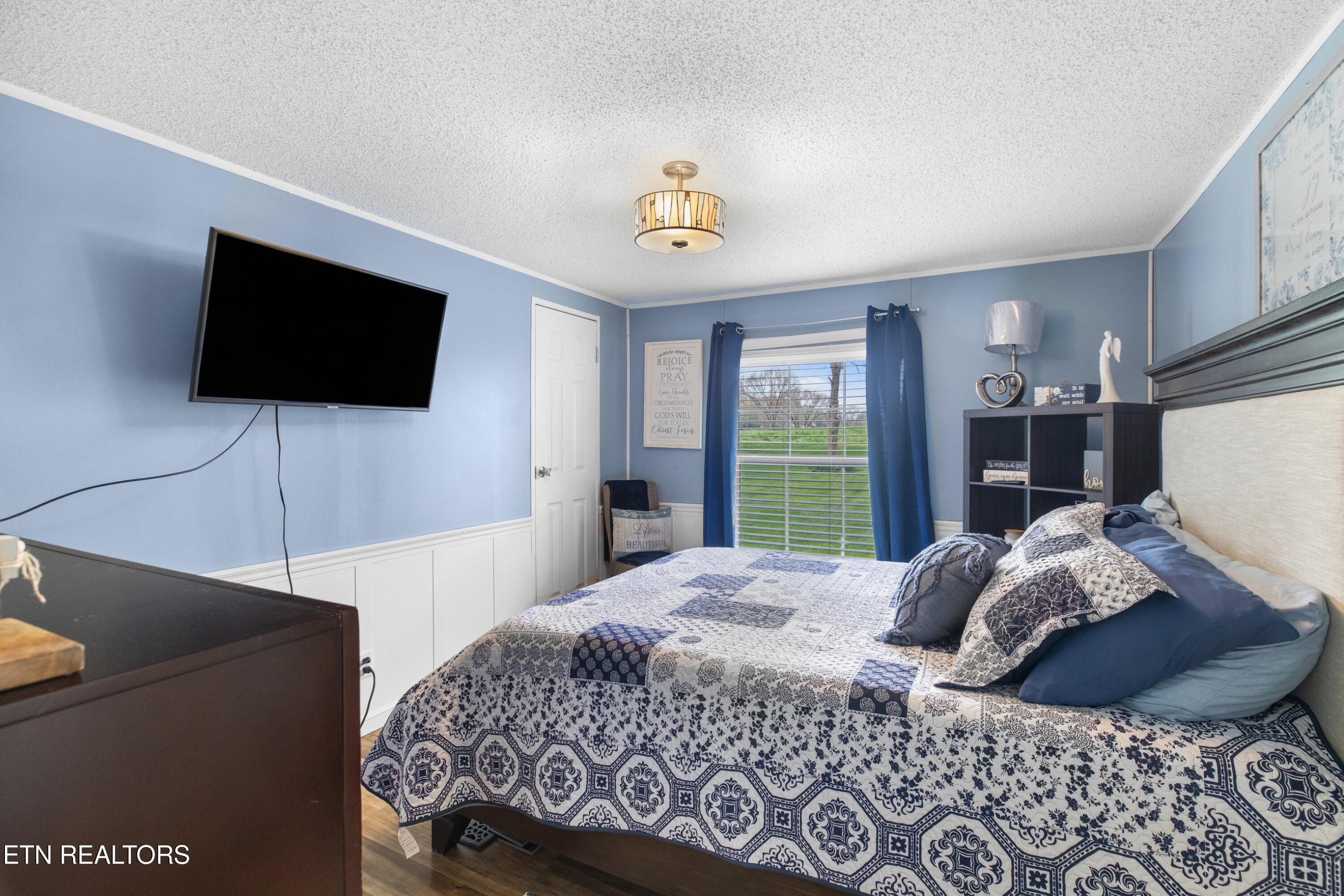 634 Nursery Road Dandridge, TN 37725 - Photo 19 of 35 019-634NurseryRoad-Dandridge-TN-37725-SM