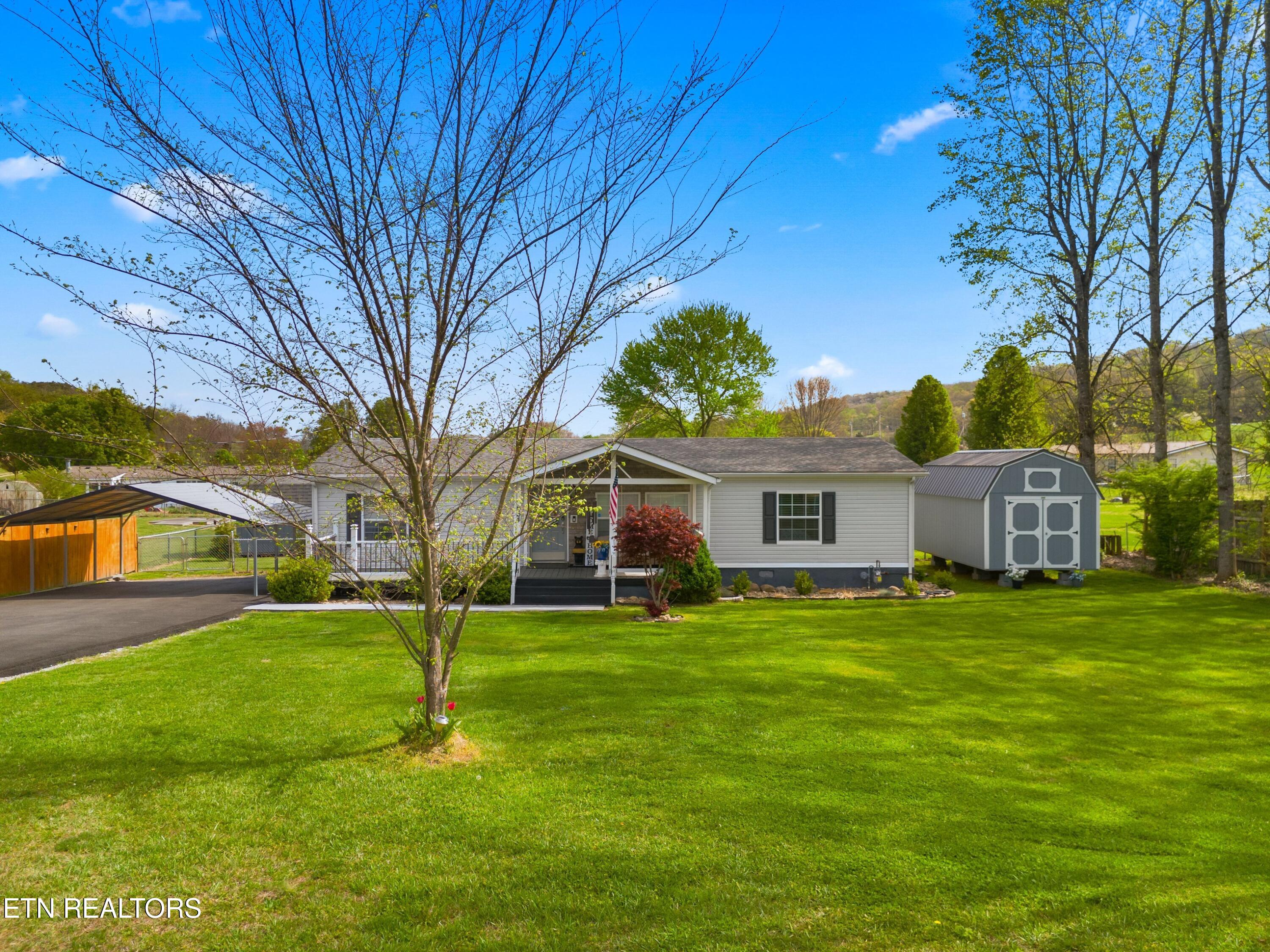 634 Nursery Road Dandridge, TN 37725 - Photo 2 of 35 002-634NurseryRoad-Dandridge-TN-37725-SM