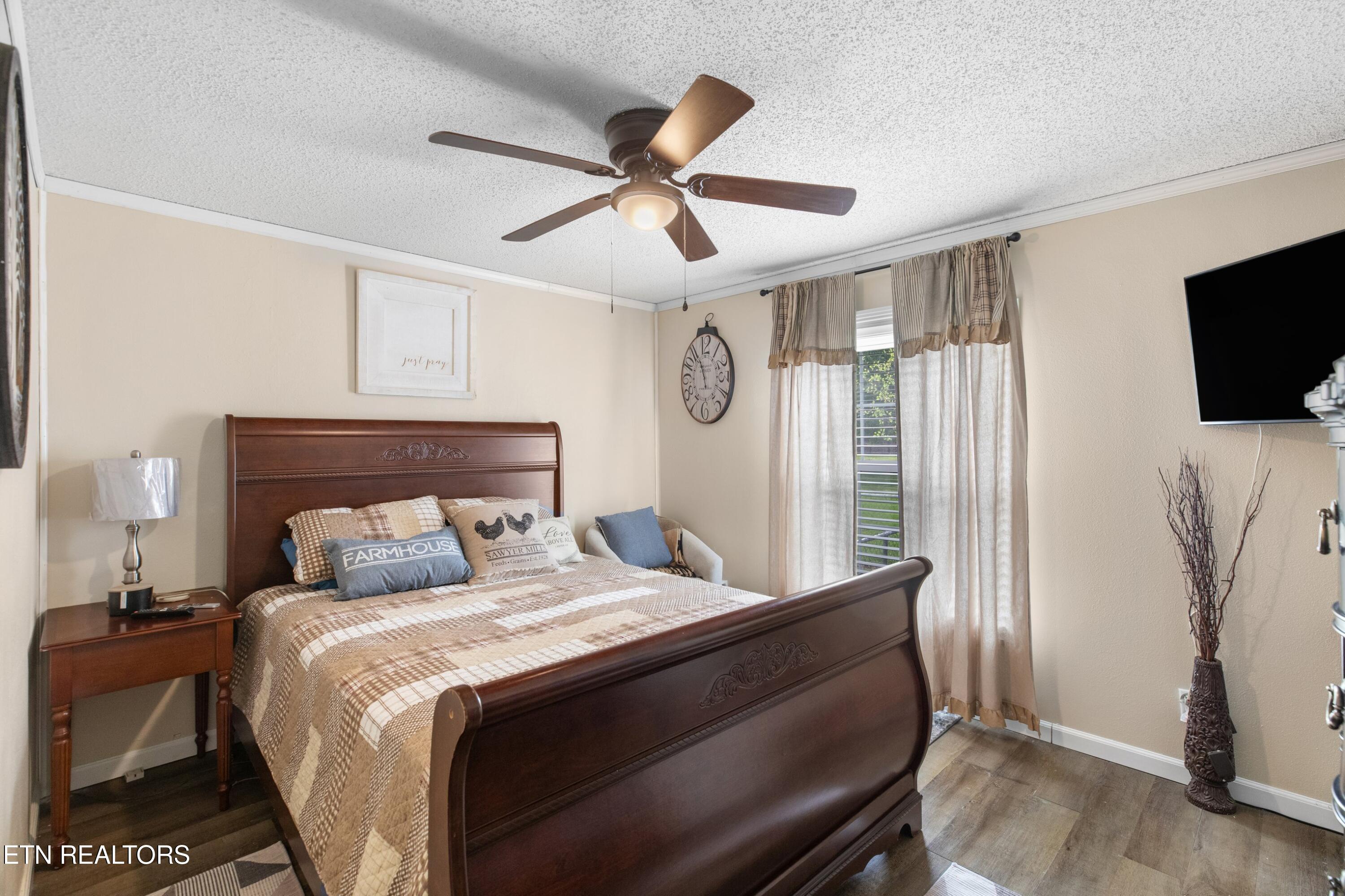 634 Nursery Road Dandridge, TN 37725 - Photo 22 of 35 022-634NurseryRoad-Dandridge-TN-37725-SM