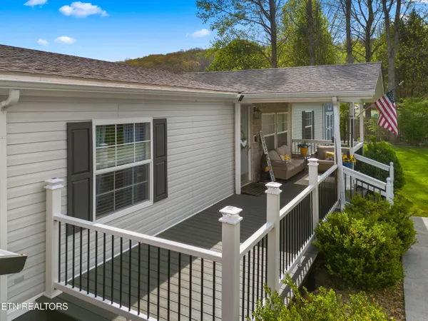 $339,000 | 634 Nursery Road, Dandridge, TN 37725