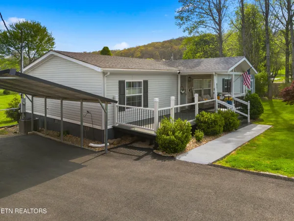 $339,000 | 634 Nursery Road, Dandridge, TN 37725